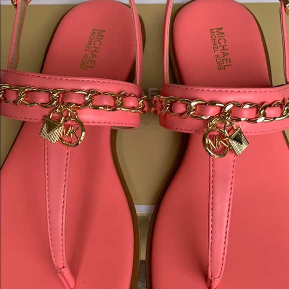 MICHAEL KORS ELSA THONG NAPPA PU GRAPEFRUIT - Picture 9 of 16